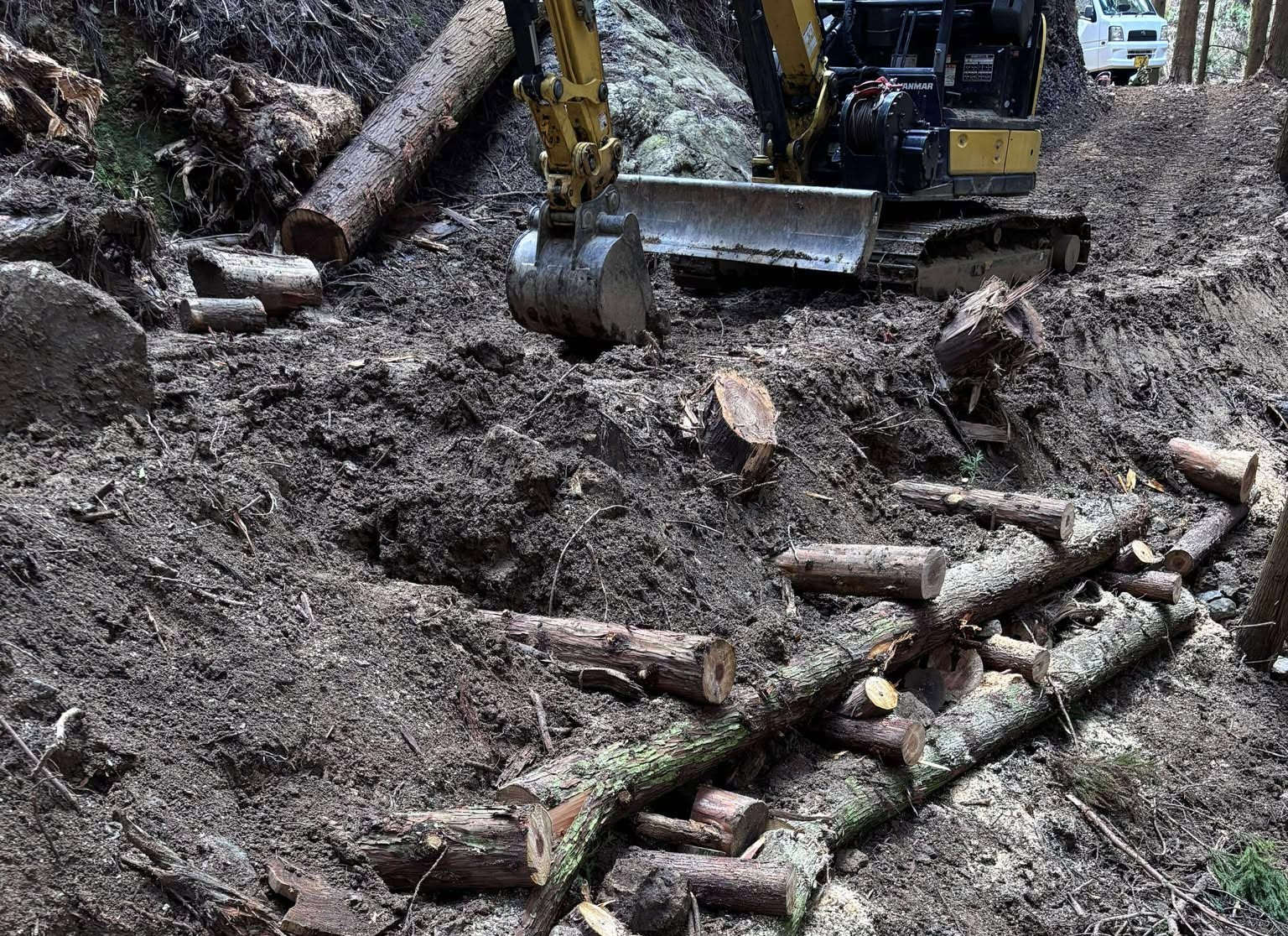 崩れない（自伐型の）道づくり見学会